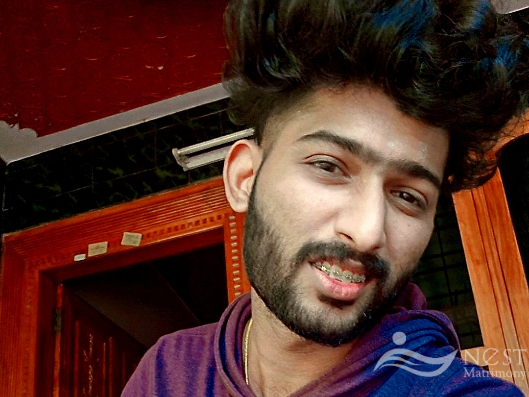 VIGHNESH VM