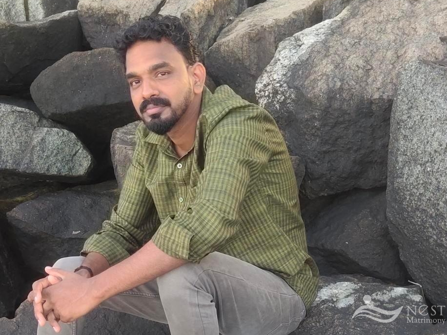 KRISHNAMOORTHI