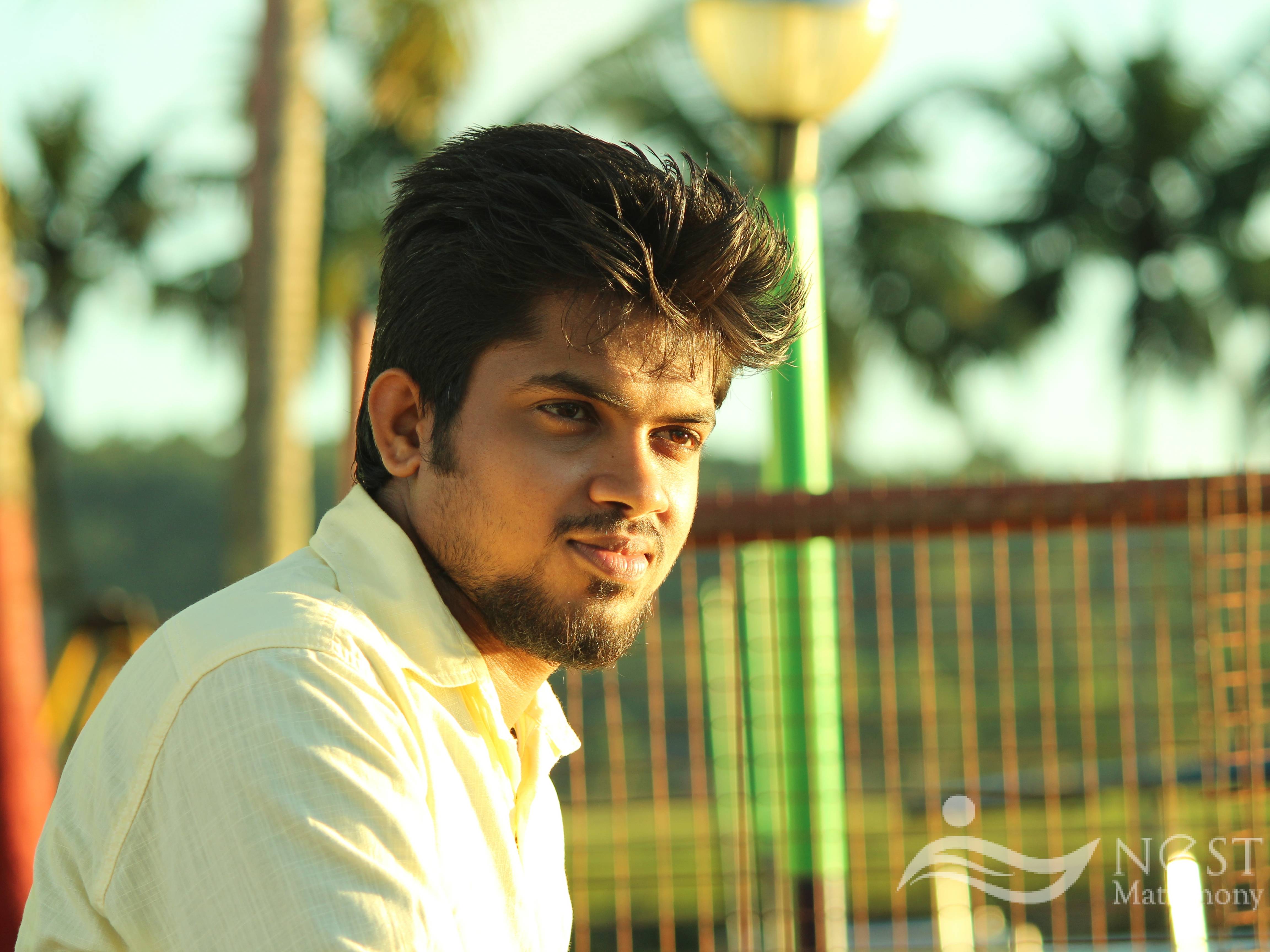 MAHESH V PRAKASH