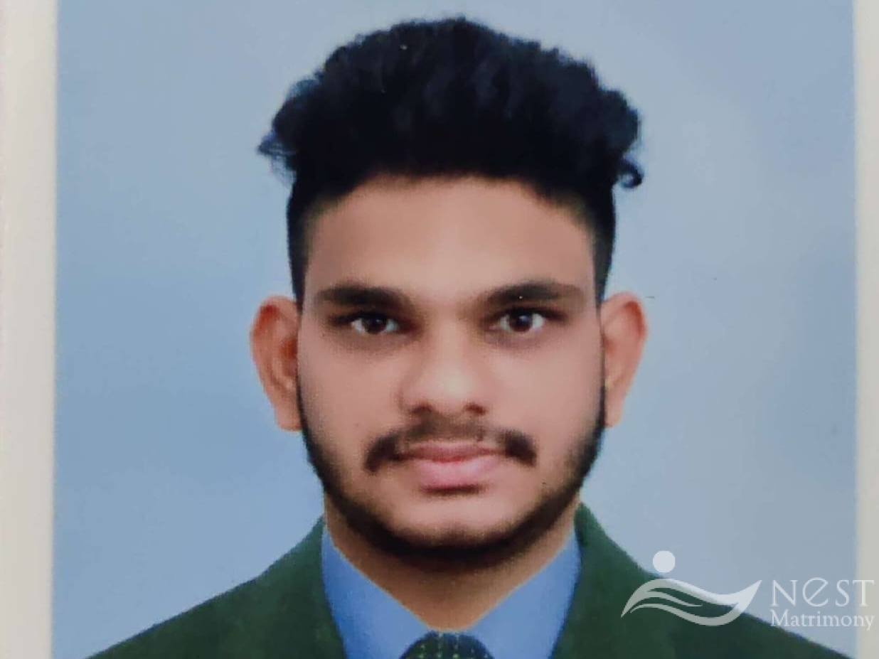 NAVIN THOMAS