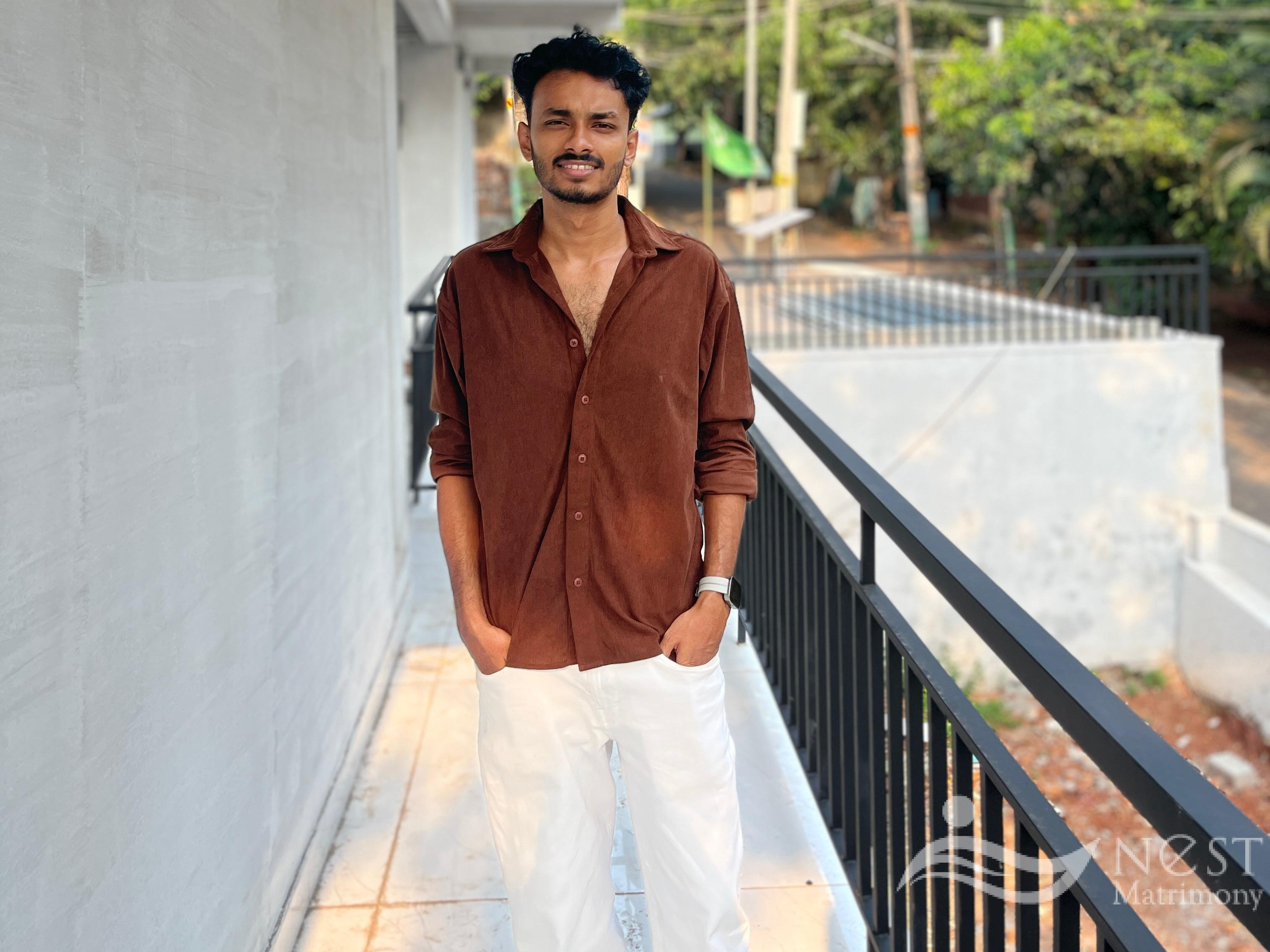MUHAMMAD MUNAWAR
