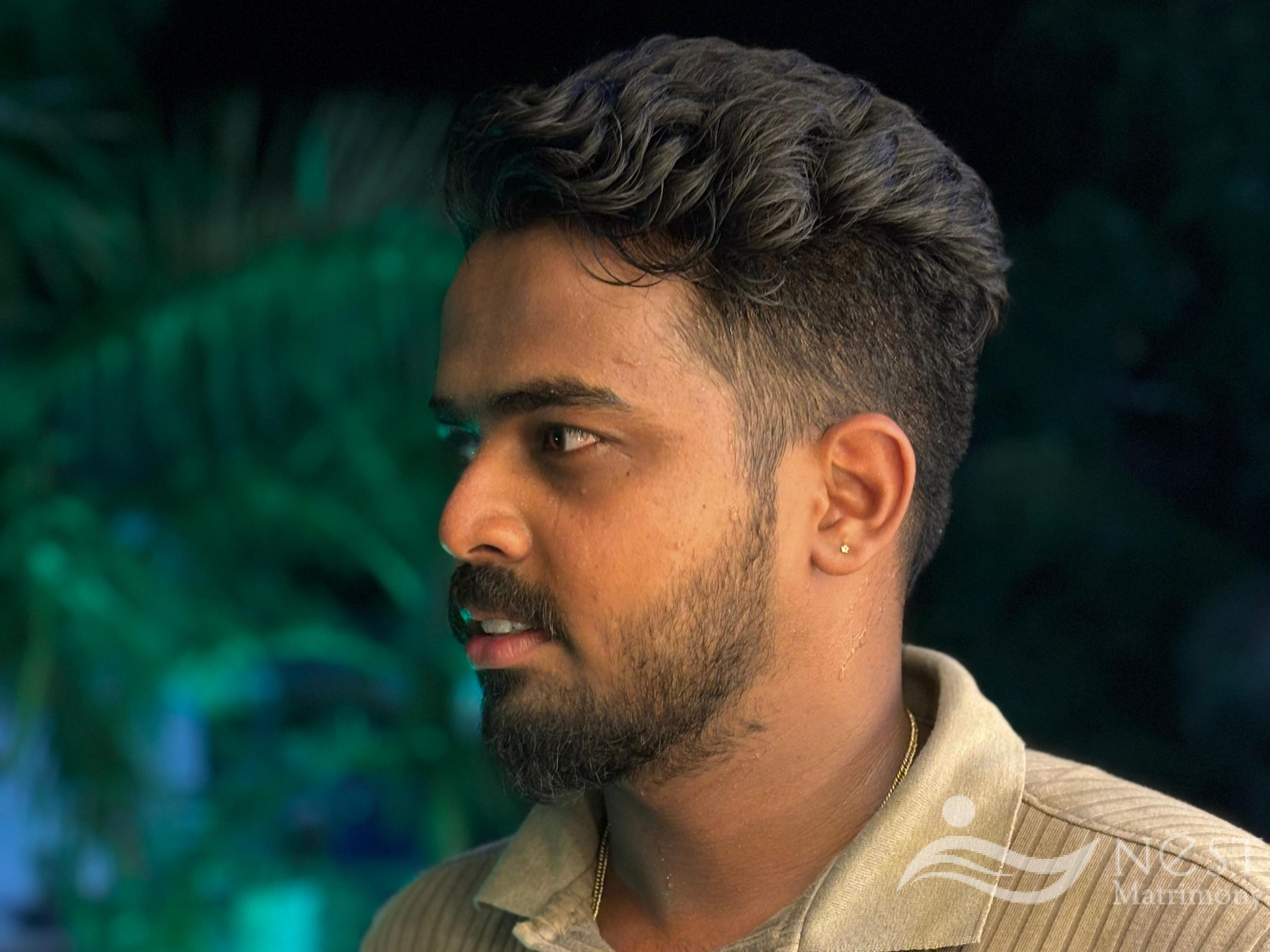 YADHUKRISHNAN V.B